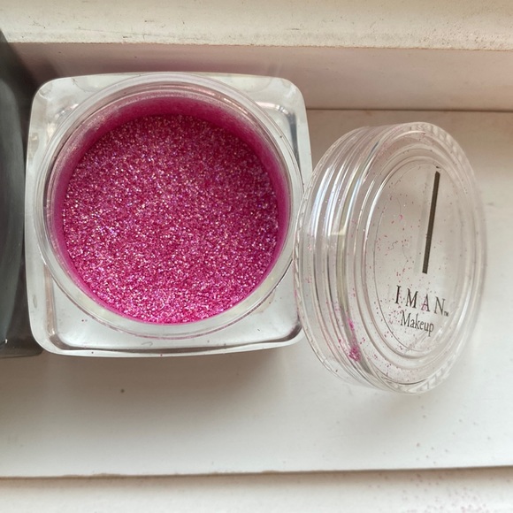 DIVA DUST --  Shimmer Loose Powder #02 PINK GLAM by IMAN - Picture 5 of 5